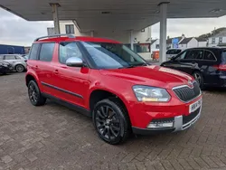 Red Used 2014 Skoda Yeti SE SUV | £7,995 (Fair price)