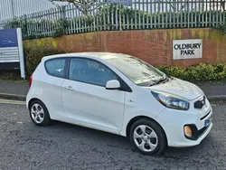 White Used 2012 Kia Picanto Hatchback | £2,195 (Fair price)