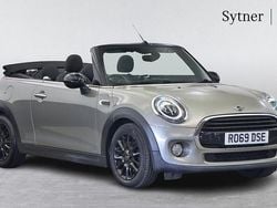 Silver Used 2019 Mini Cooper Classic Hatchback | £12,750 (Good price)