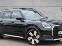 Black New 2024 Mini Countryman SUV | £31,250 (Good price)