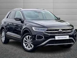 Black Used 2024 VW T-Roc Style SUV | £25,350 (Fair price)