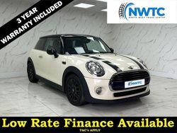 White Used 2016 Mini Cooper D Hatch Hatchback | £4,995 (Fair price)