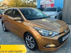 Orange Used 2015 Hyundai i20 SE Hatchback | £5,295 (Fair price)