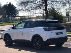 White Used 2022 Peugeot 3008 GT SUV | £19,999 (Fair price)
