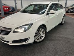 White Used 2016 Vauxhall Insignia SRi Estate | £3,995 (Fair price)