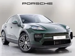 New 2025 Porsche Macan SUV | £69,950 (Super price)
