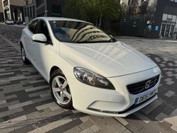 White Used 2015 Volvo V40 SE Estate | £2,750 (Good price)