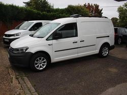 White Used 2016 VW Caddy Maxi Startline MPV | £8,995 (Expensive)