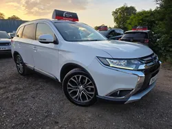 White Used 2016 Mitsubishi Outlander SUV | £9,500 (Super price)