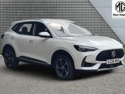 White Used 2024 MG HS SE SUV | £17,136 (Fair price)
