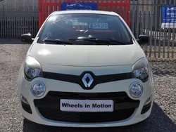 White Used 2012 Renault Twingo Dynamique Hatchback | £3,495 (Fair price)