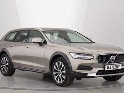 Grey Used 2022 Volvo V90 CC Estate | £35,995 (Fair price)