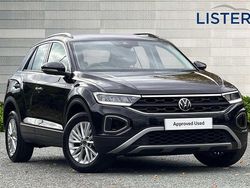 Black Used 2022 VW T-Roc Life SUV | £20,500 (Fair price)