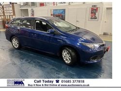 Used 2018 Toyota Auris Touring Sports Estate | £11,354 (Fair price)