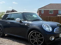 Black Used 2009 Mini ONE Hatch Hatchback | £1,795 (Good price)