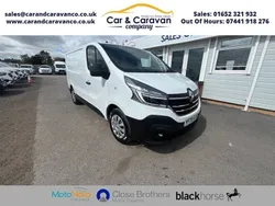 White Used 2020 Renault Trafic Business Van | £12,950 (Fair price)