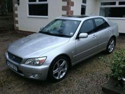 Used 2001 Lexus IS200 Sedan | £1,695