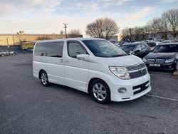 White Used 2009 Nissan Elgrand MPV | £7,990 (Good price)