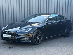 Black Used 2020 Tesla Model S Sedan | £25,990 (Fair price)