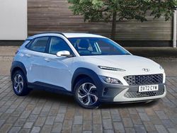 White Used 2022 Hyundai Kona Style SUV | £15,495 (Fair price)
