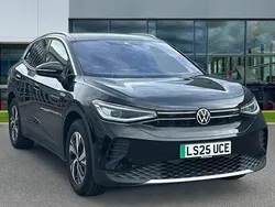 Black Used 2025 VW ID.4 Pure SUV | £26,137 (Fair price)