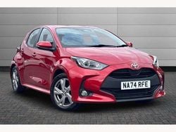 Red Used 2024 Toyota Yaris Hybrid Hatchback | £18,750 (Fair price)