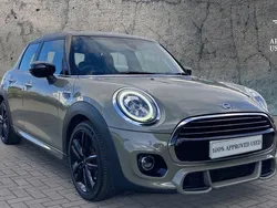 Used 2021 Mini Cooper Hatch Hatchback | £15,305 (Fair price)