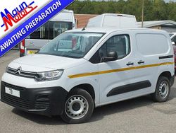 White Used 2023 Citroën Berlingo MPV | £13,995 (Fair price)