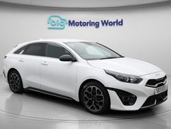 White Used 2022 Kia ProCeed GT-Line Hatchback | £15,900 (Super price)