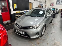 Grey Used 2013 Toyota Auris Sport Estate | £4,450 (Fair price)