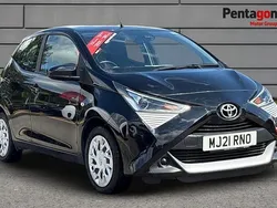 Black Used 2021 Toyota Aygo X-play Hatchback | £9,450 (Good price)