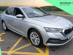 Brilliant silver metallic Used 2023 Skoda Octavia SE L Hatchback | £17,450 (Fair price)