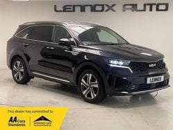 Black Used 2022 Kia Sorento SUV | £27,190 (Fair price)