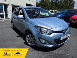 Clean blue metallic Used 2014 Hyundai i20 Active Hatchback | £5,495 (Fair price)