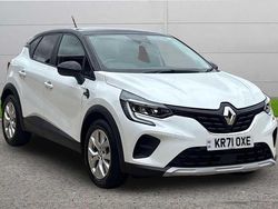 Id metallic arctic white Used 2021 Renault Captur Iconic SUV | £14,989 (Fair price)