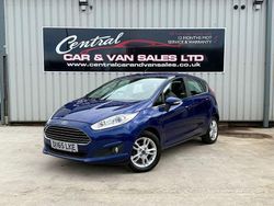 Blue Used 2016 Ford Fiesta Zetec Hatchback | £5,795 (Fair price)