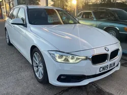 White Used 2019 BMW 330 Estate | £9,995 (Good price)