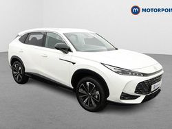 White New 2025 MG HS Trophy SUV | £22,799 (Fair price)