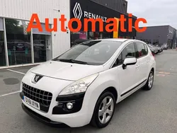 White Used 2011 Peugeot 3008 Sport Hatchback | £3,000 (A bit pricey)