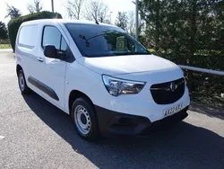 White Used 2022 Vauxhall Combo MPV | £13,188 (Expensive)