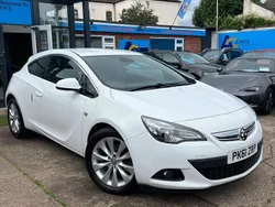 White Used 2011 Vauxhall Astra GTC SRi Hatchback | £3,280 (Good price)