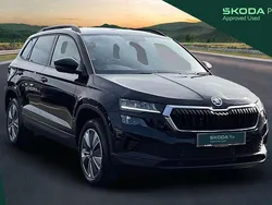 Black Used 2024 Skoda Karoq SE Drive SUV | £23,886 (Fair price)