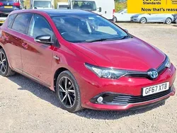 Red Used 2017 Toyota Auris Hybrid Hatchback | £8,688 (Fair price)