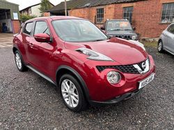 Red Used 2015 Nissan Juke Acenta SUV | £4,999 (Fair price)