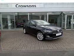 Deep black pearl effect Used 2020 VW Polo SEL Hatchback | £14,390 (Good price)