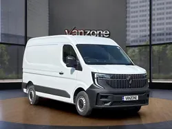 White New 2025 Renault Master Van | £24,495 (Fair price)