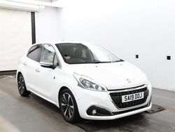 White Used 2019 Peugeot 208 S Hatchback | £7,499 (Good price)