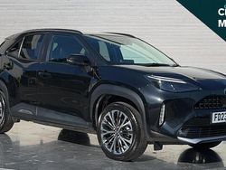 Black Used 2023 Toyota Yaris Hybrid Estate | £22,098 (Fair price)