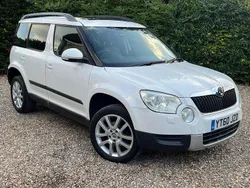 White Used 2010 Skoda Yeti Elegance SUV | £2,449 (Fair price)