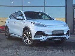 Skiing white New 2025 BYD Atto 3 Comfort SUV | £35,690 (Fair price)